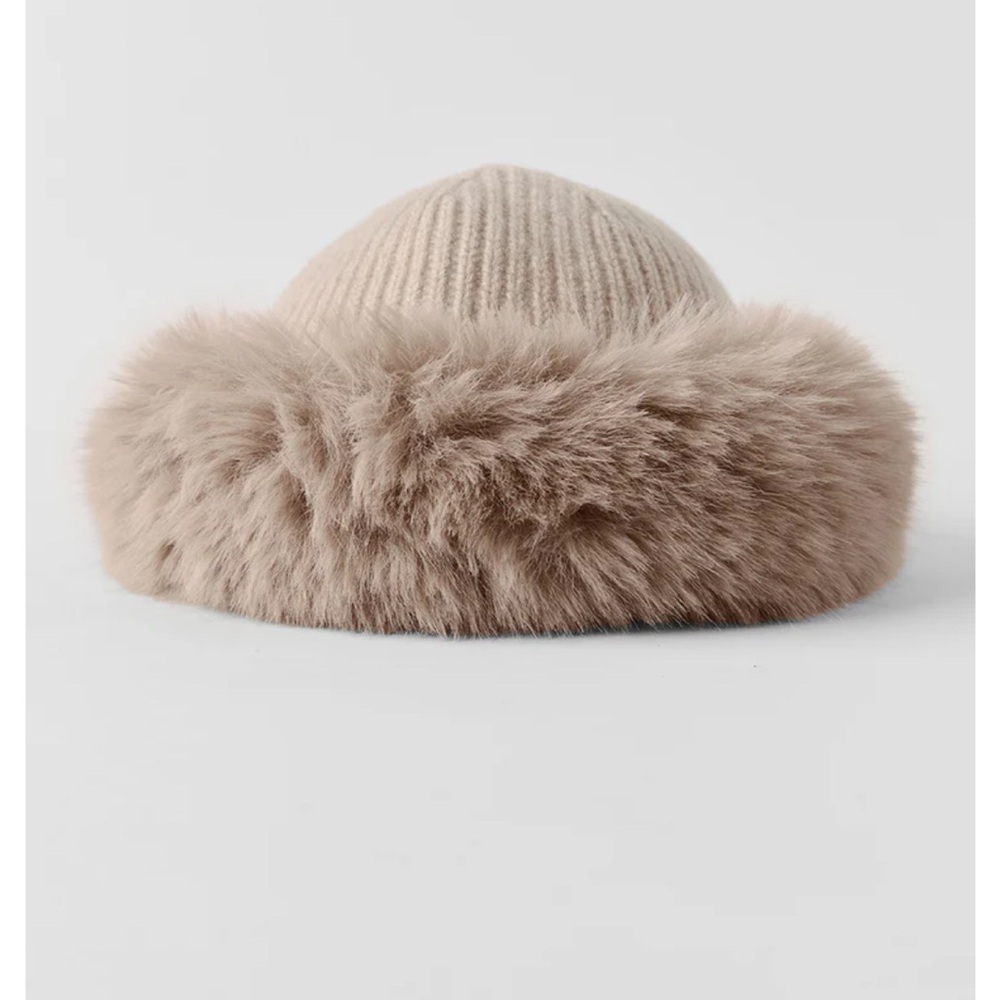 ALO YOGA- Courchevel Cashmere Faux Fur Beanie- OAT HEATHER